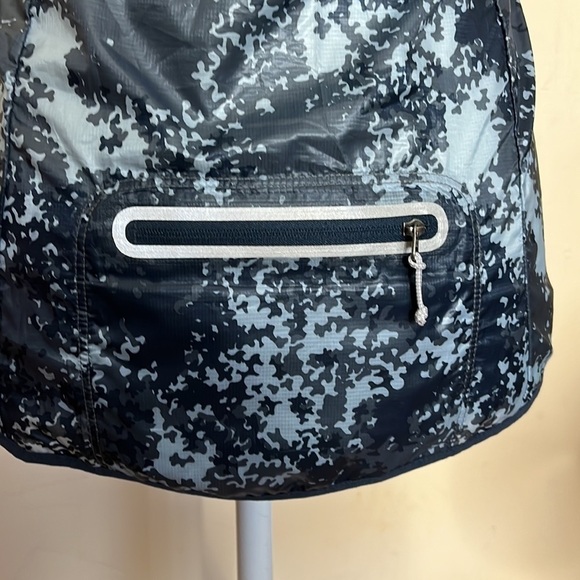 Nike • 800 aeroloft running camo goose down vest - Picture 9 of 16